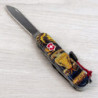 Складной нож Victorinox HUNTSMAN ZODIAC Деревянная змея 1.3713.3.Z4280pk