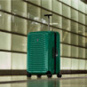 Валіза Victorinox AIROX Forest Green Середня Vt653506
