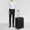 Чемодан Victorinox WERKS TRAVELER 7.0 Black Средний Vt653663