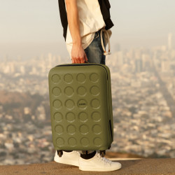 Чемодан на 4 колесах Lojel VITA 18/Olive Green Средний Lj-PP10-2M_GRN