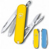 Складной нож Victorinox CLASSIC SD UKRAINE желто-голубой 0.6223.8G.28