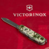 Складаний ніж Victorinox HUNTSMAN ARMY Піксель 1.3713.3.W3940p