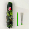 Складной нож Victorinox HUNTSMAN ZODIAC Зеленый деревянный дракон 1.3713.3.Z3240p